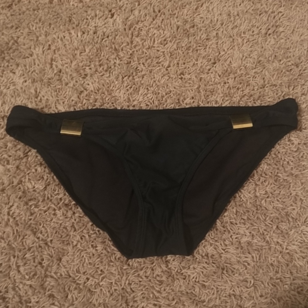 Black bikini bottoms
